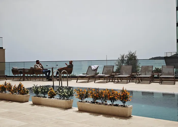 Invictus Hotel